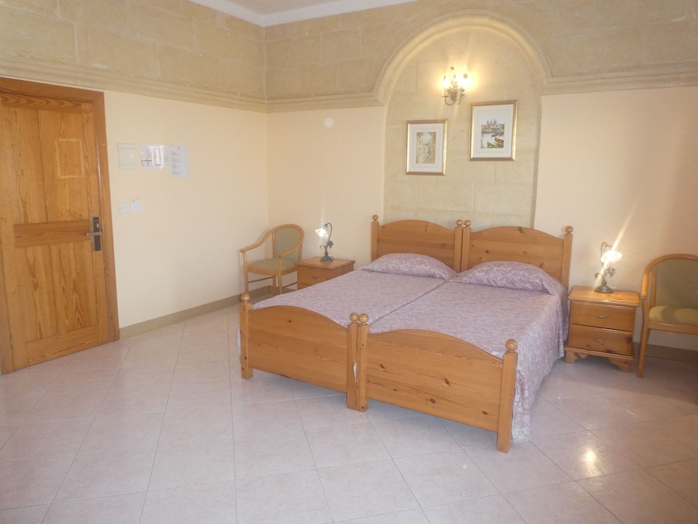 Twin Bed Sea View