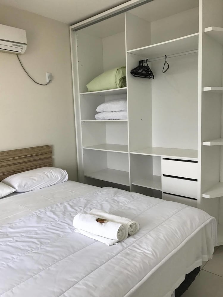 Apartment, 2 Bedrooms, Sea View photo 1