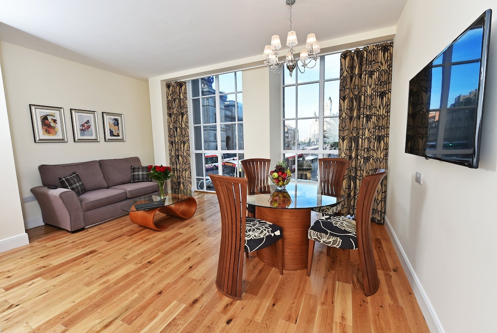 Superior Apartment photo 2