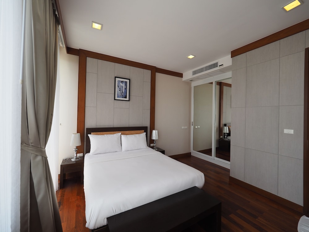 2-Bedroom Grand Sea view photo 2