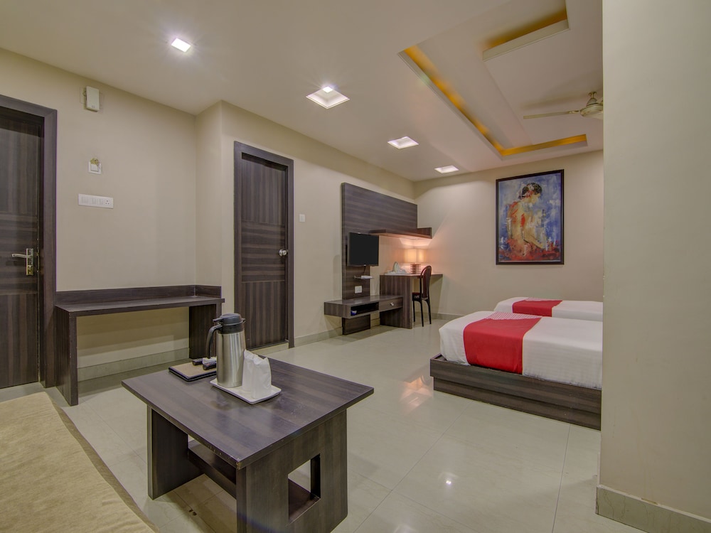 Deluxe Double Or Twin Room, 1 King Bed photo 2