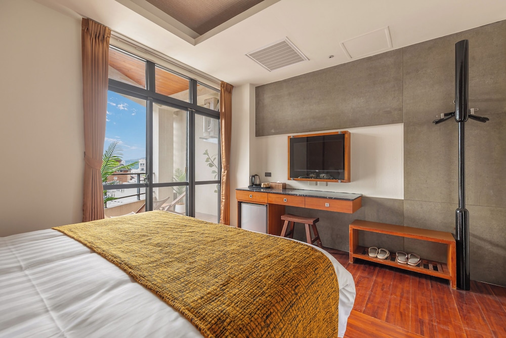 Double room with balcony photo 2