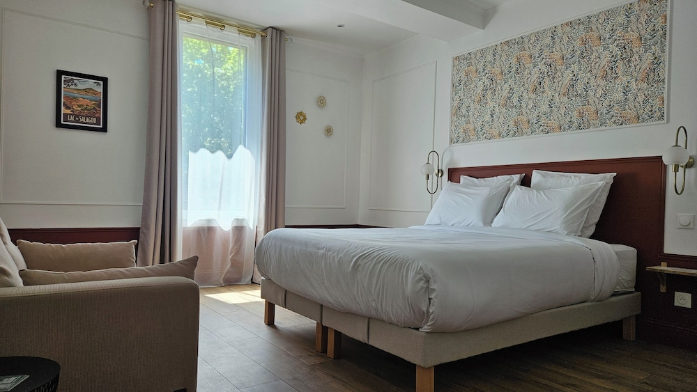 Double Room - Photo 1