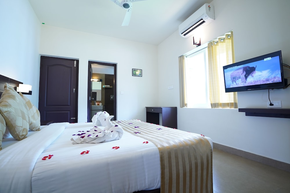 Deluxe Room, 1 Bedroom, Balcony photo 3
