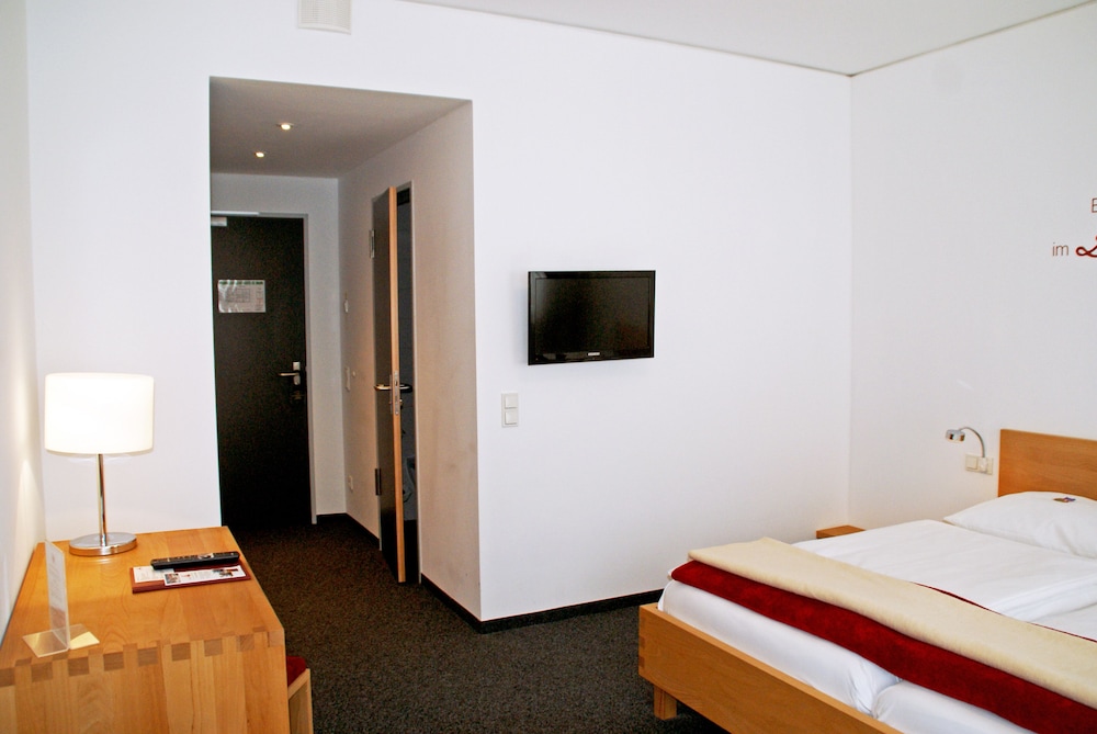 Standard Double Room, 1 Double Bed photo 3