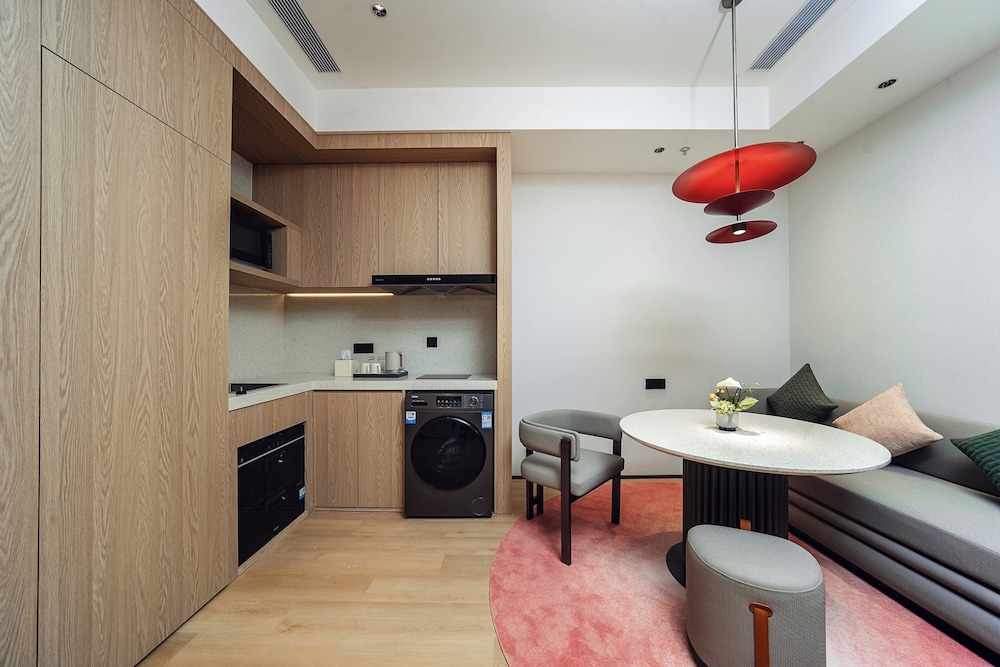 Apartment Suite