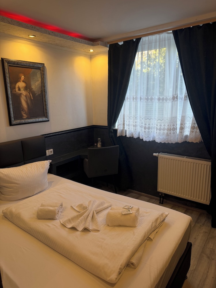 Comfort Single Room