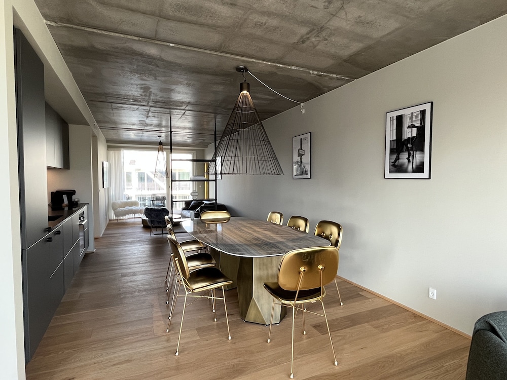 Penthouse Three Bedroom Apartment