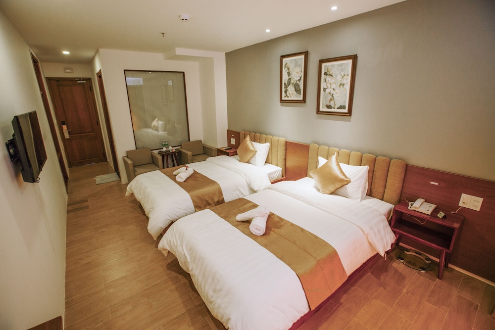 Deluxe Double or Twin Room photo 2