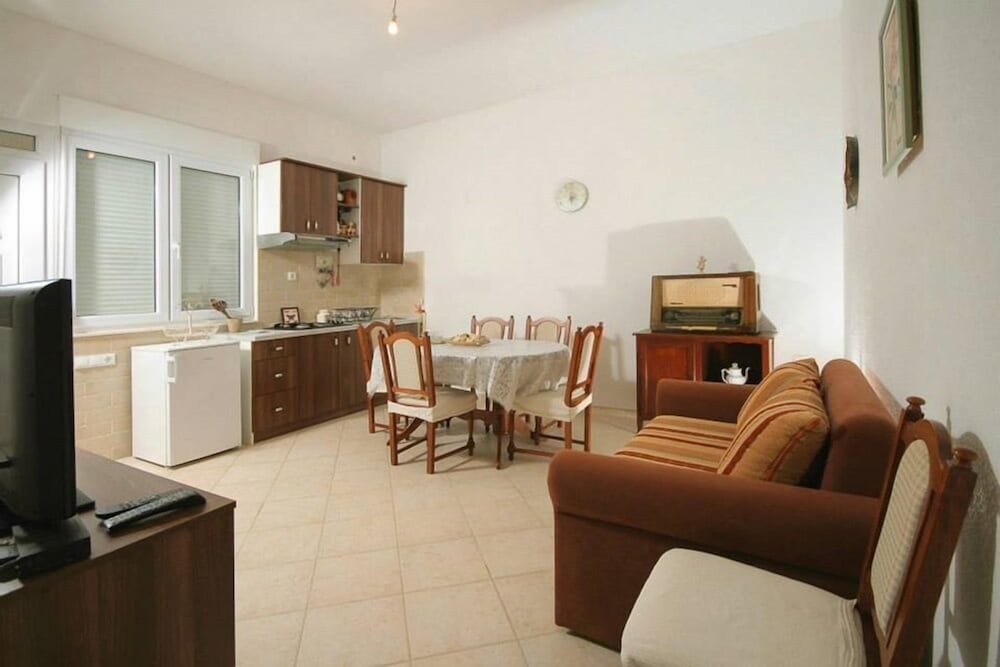 Classic Apartment, Garden View photo 1