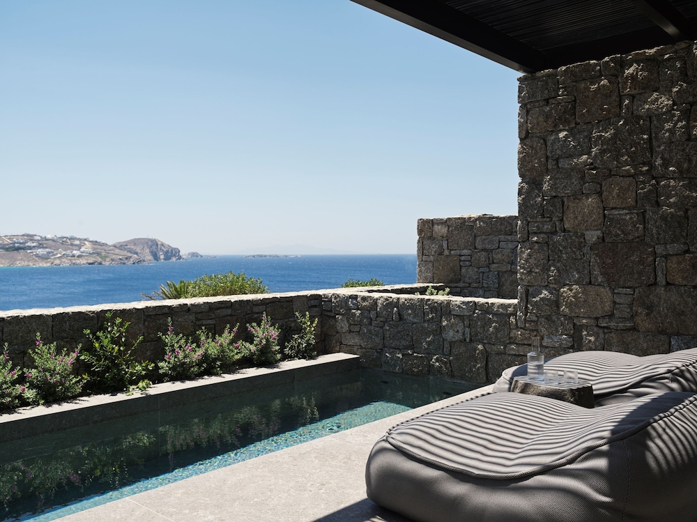 Deluxe Suite, Private Heated Pool, Sea View - Photo 21