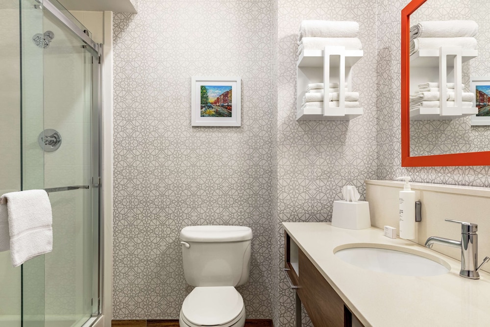 Standard King Room - Photo 3