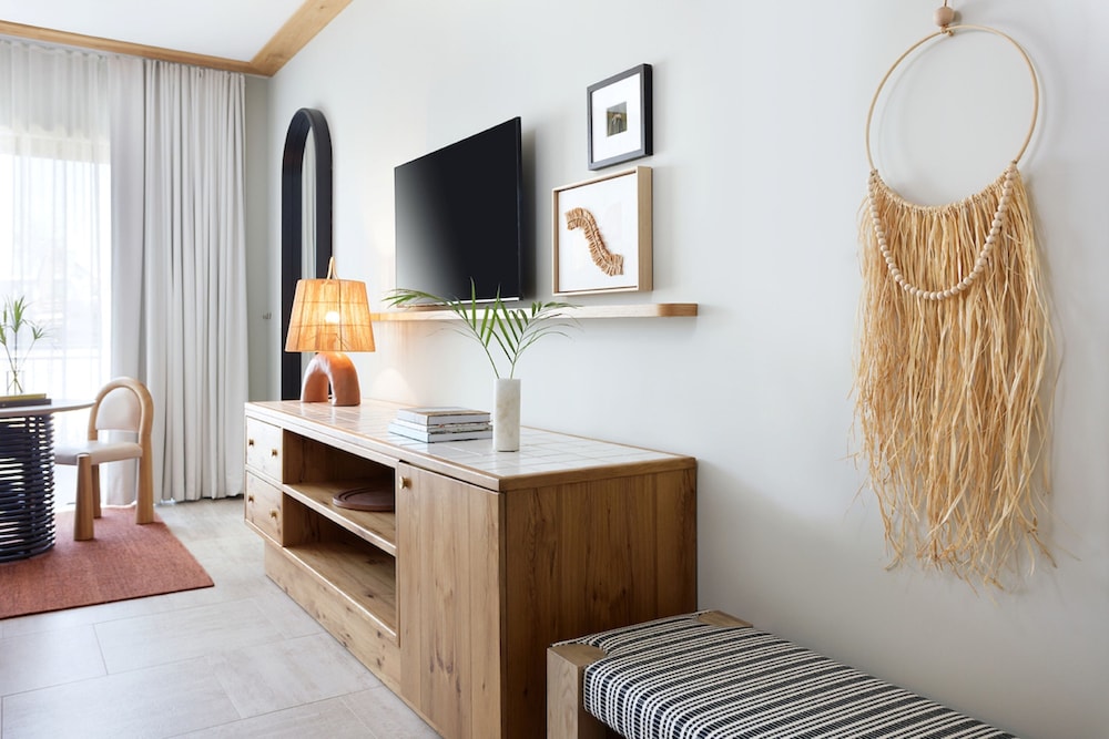 Standard Room, 1 King Bed, Harbor View