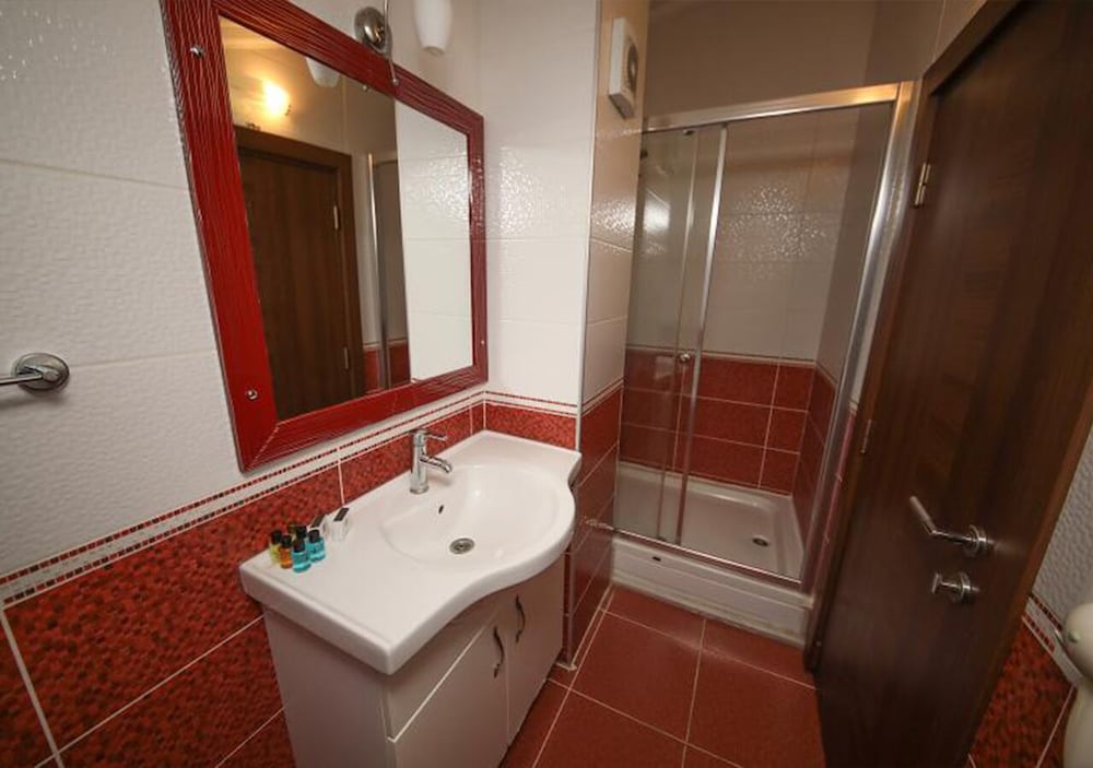 Exclusive Room, Jetted Tub, Fireplace photo 2