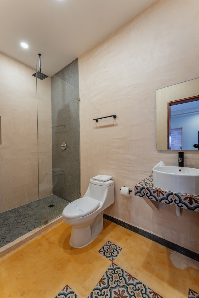 Standard Room - Photo 4