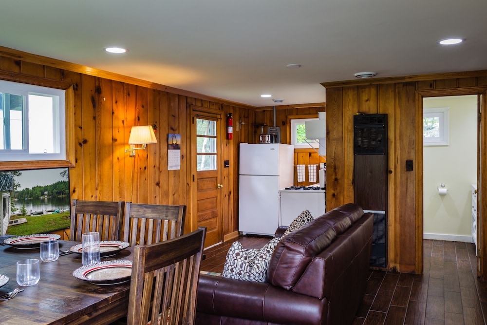 Deluxe Cottage photo 1