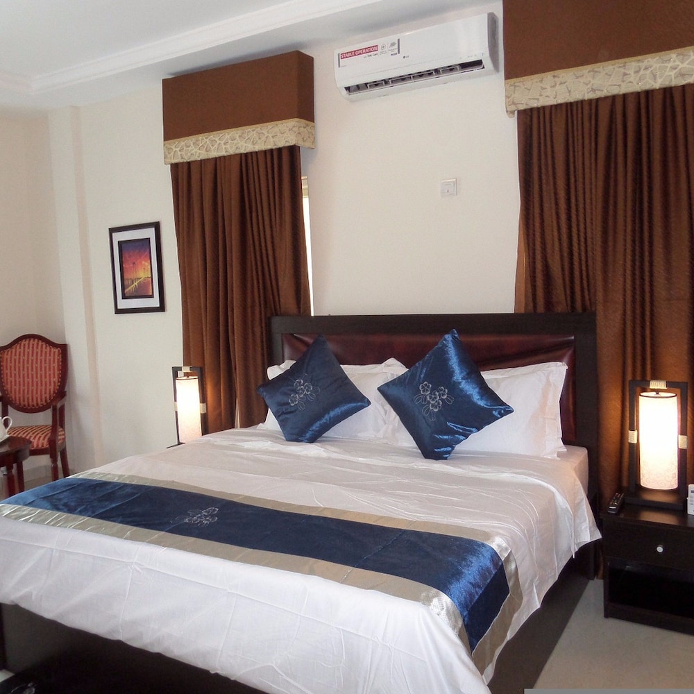 Executive Room photo 1