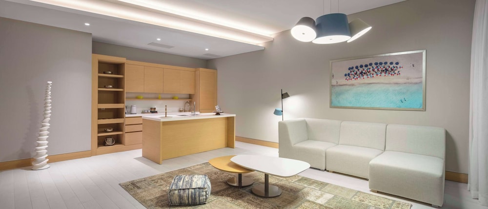 Villa, 4 Bedrooms, Kitchenette thumbnail 6
