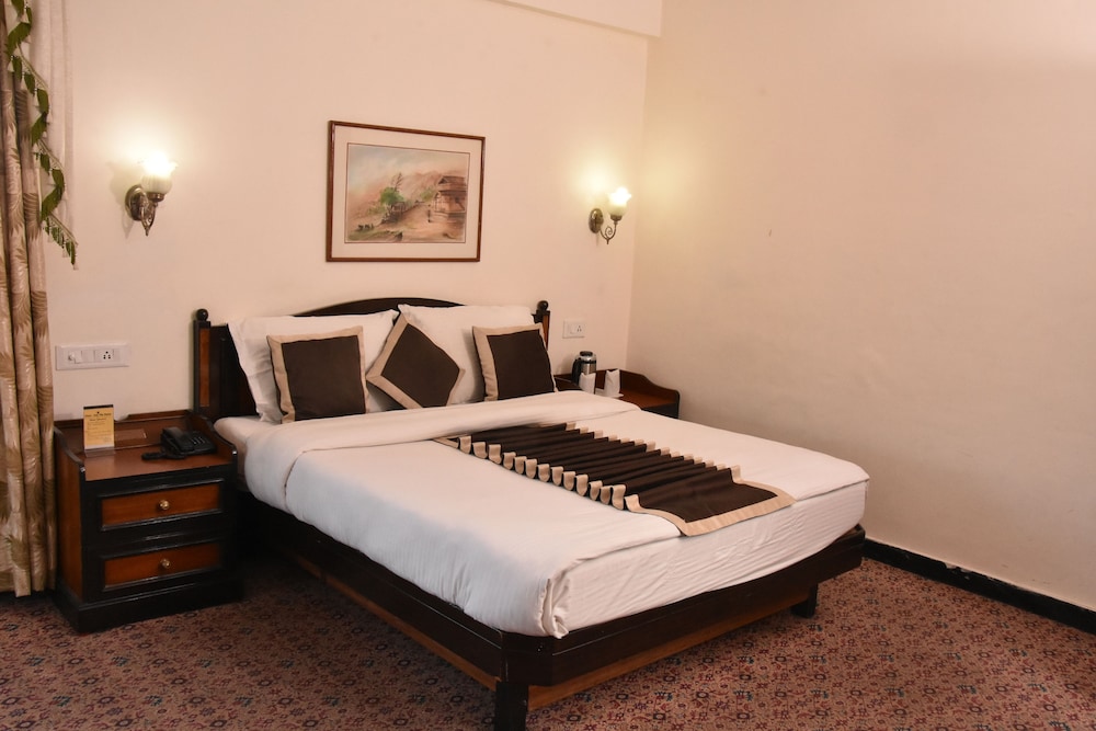 Deluxe Room - Photo 15