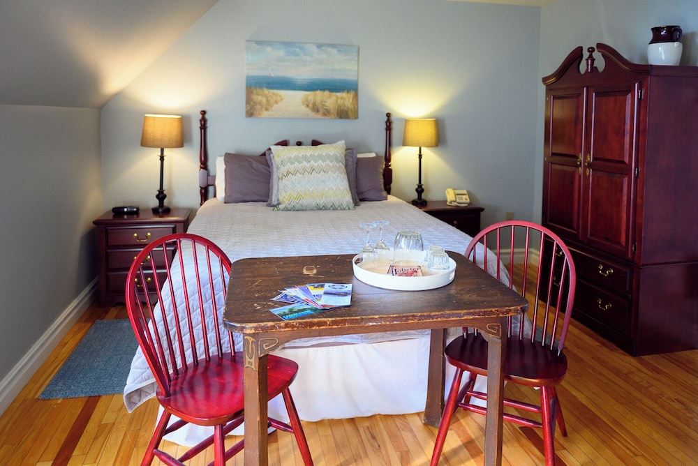 Room (Leeward) photo 1