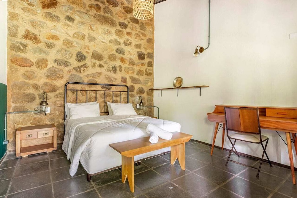 Standard Double or Twin Room, Garden View