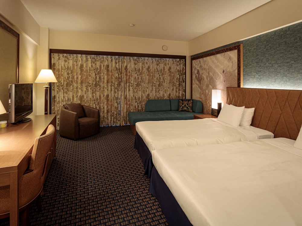 [Premier Superior Twin] Ocean View/Top Floor/ 7th Floor Non-Smoking - Photo 2