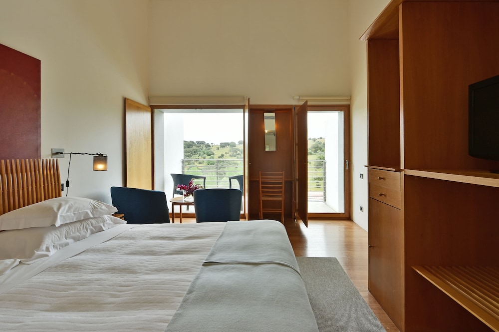 Family Room - Photo 3
