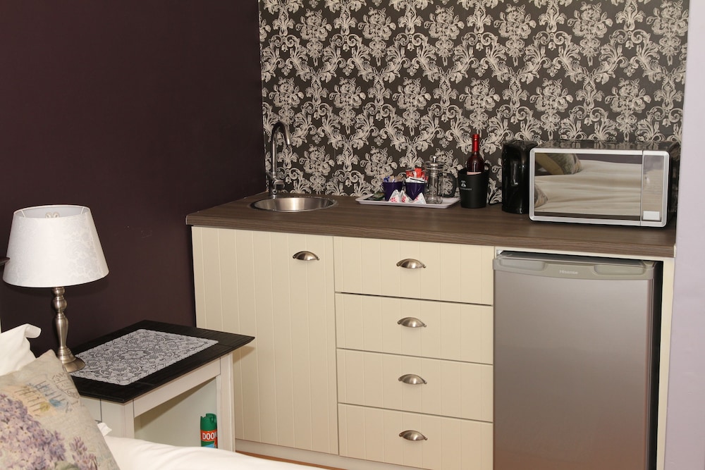 Double Room (Lavender ) photo 2