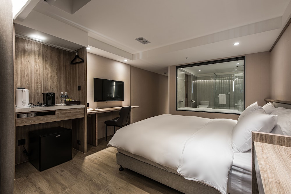 Superior Queen Room - Photo 11
