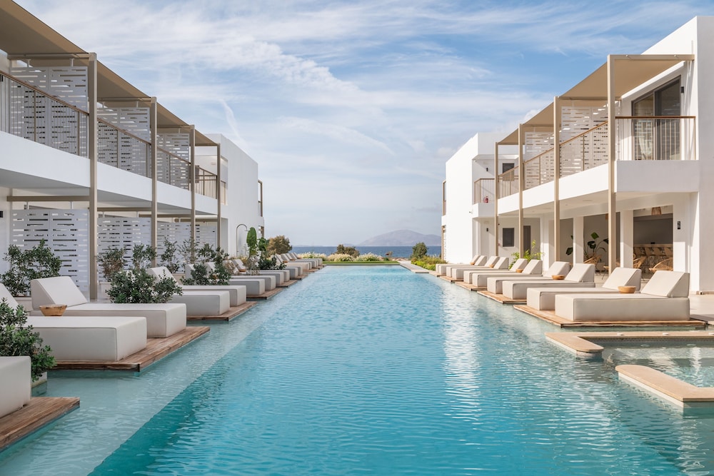 Premium Double Swim Up Laguna photo 2