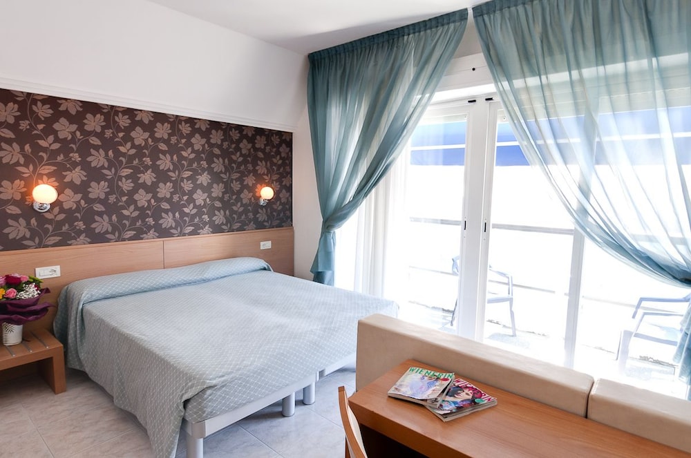 Triple Room photo 3