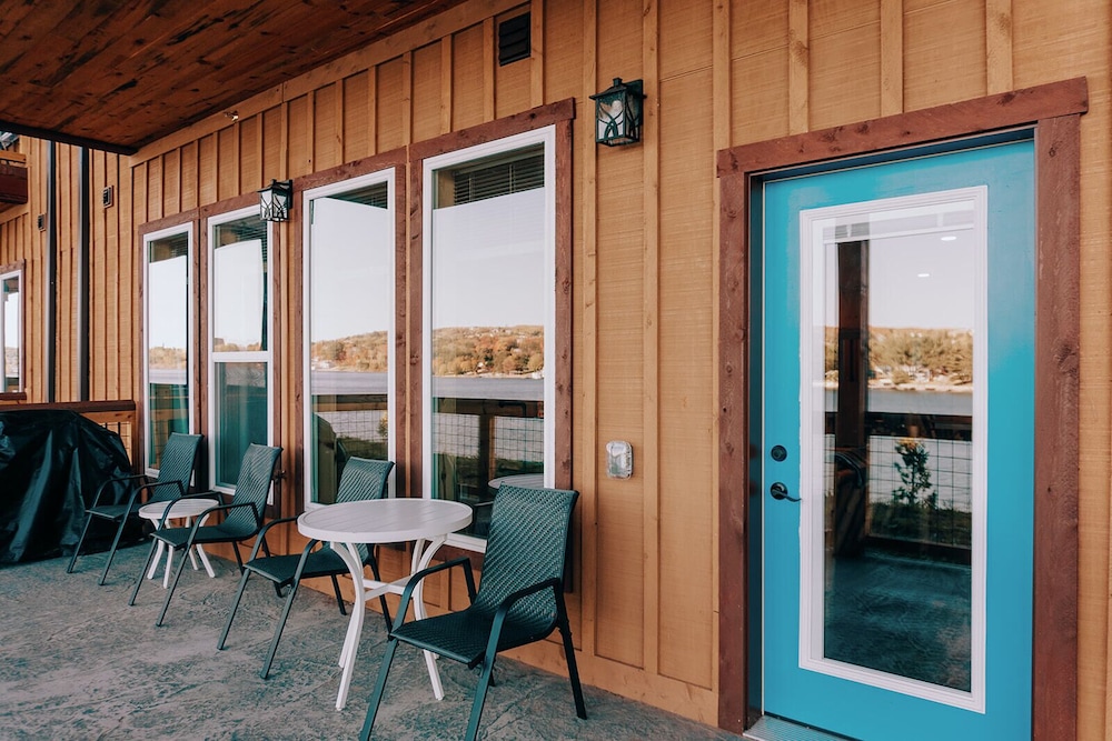Cabin 15A, No pets, Non-smoking, Sauna