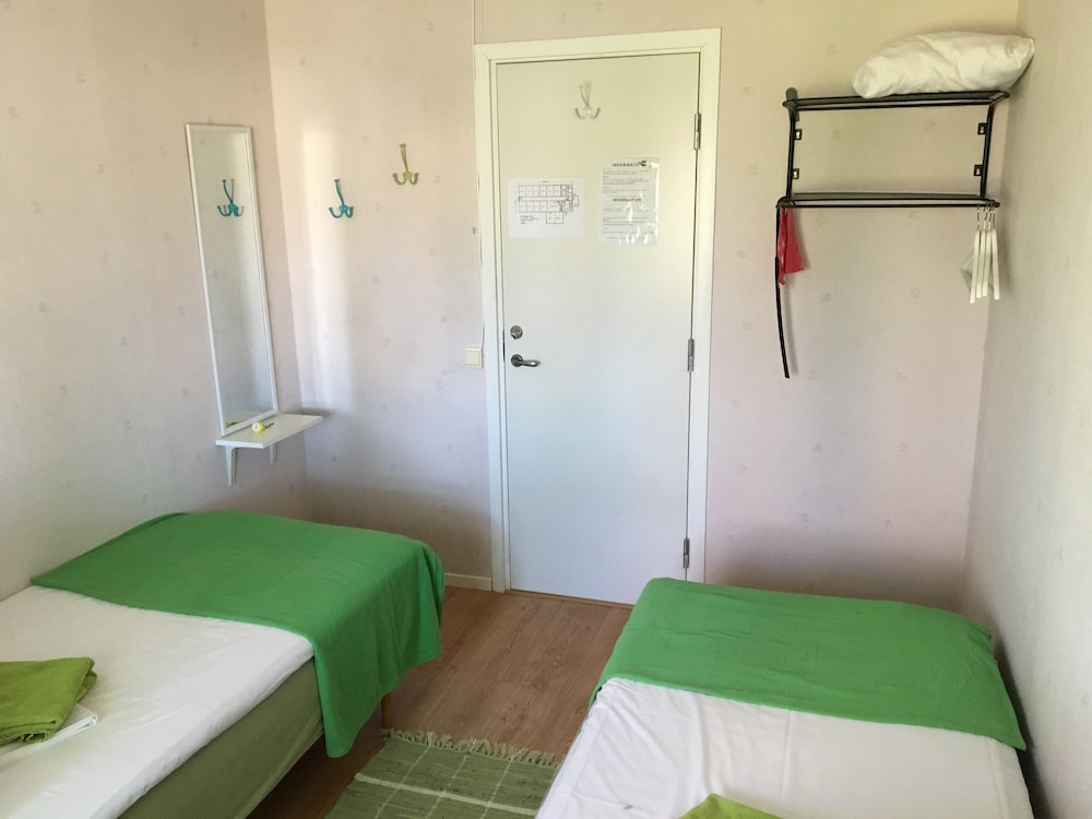 Economy Room, Shared Bathroom photo 2