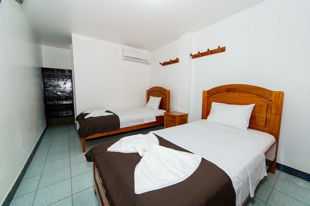 Superior Double Room, 2 Twin Beds, Non Smoking, Private Bathroom photo 2
