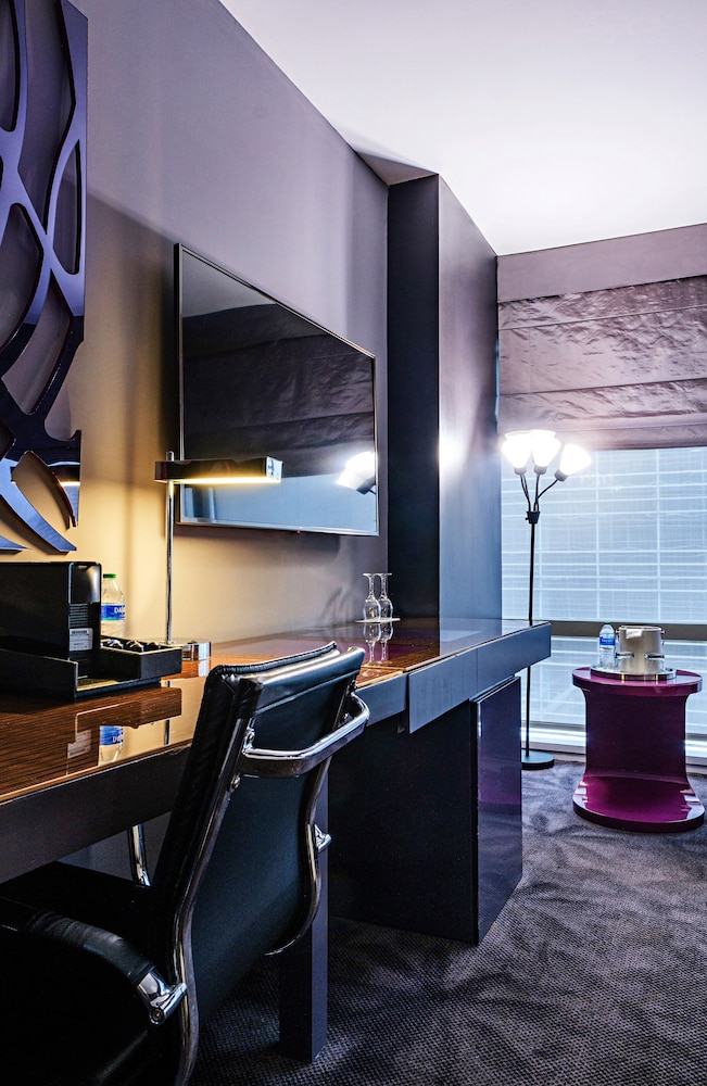 Studio Suite, 1 King Bed (Mobility Accessible, Transfer Shower) - Photo 3