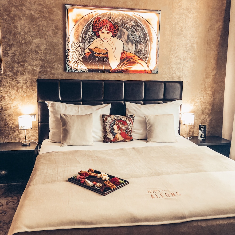 Superior Double Room, 1 Bedroom, Private Bathroom - Photo 3