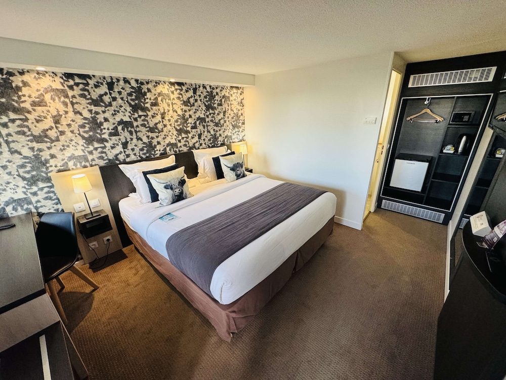 Superior Room, 1 King Bed