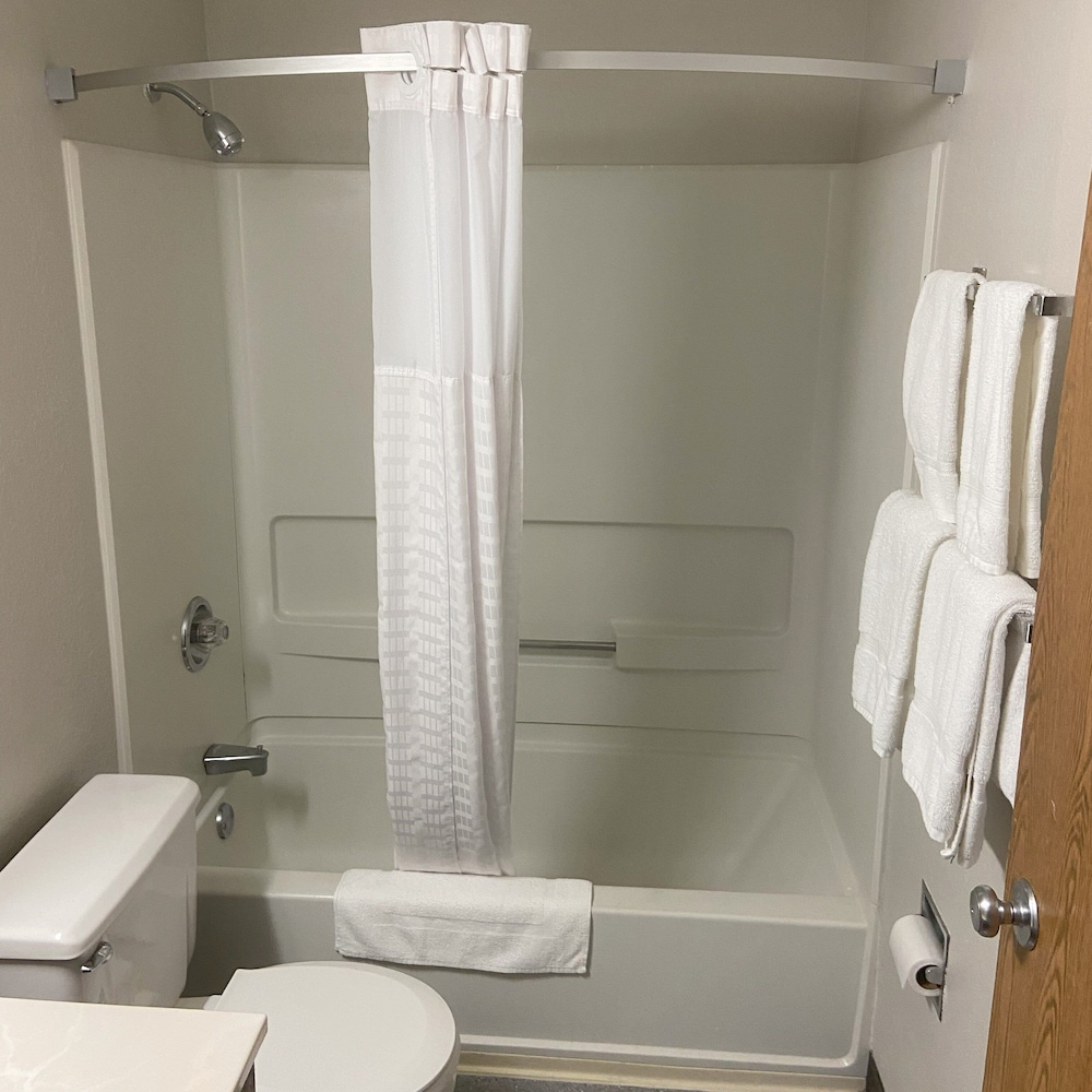 Superior Room, 1 King Bed, Non Smoking - Photo 6