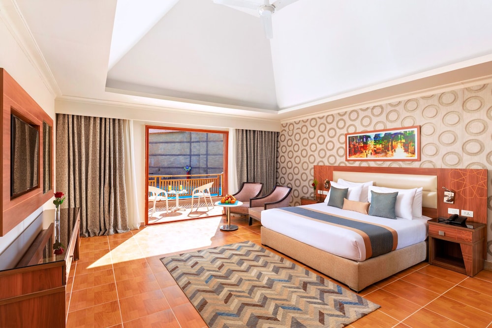 Two-Bedroom Jacuzzi Bungalow