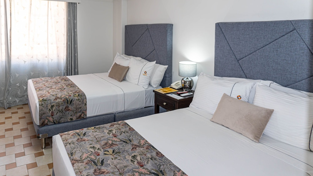 Superior Double or Twin Room - Photo 4