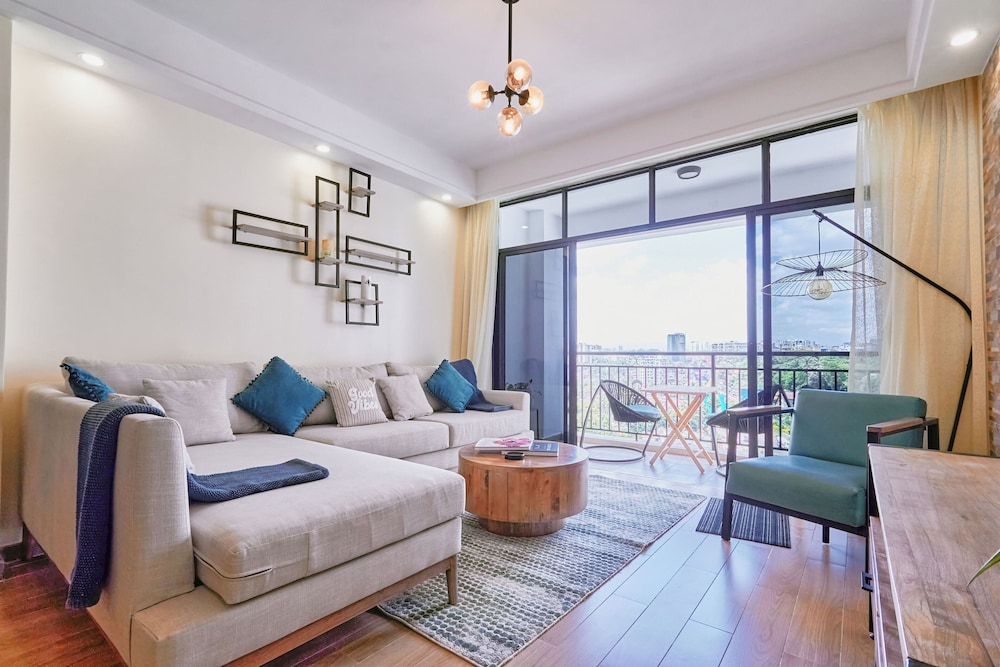 Superior Apartment, 2 Bedrooms, Balcony, City View