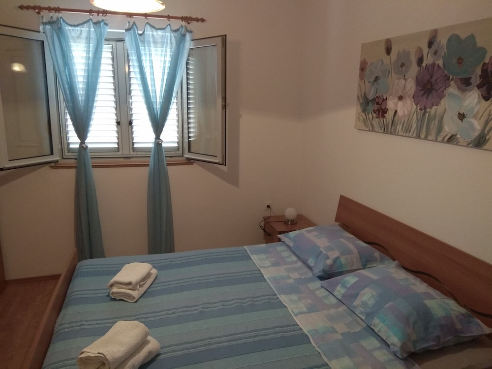 Apartment (A2) photo 1