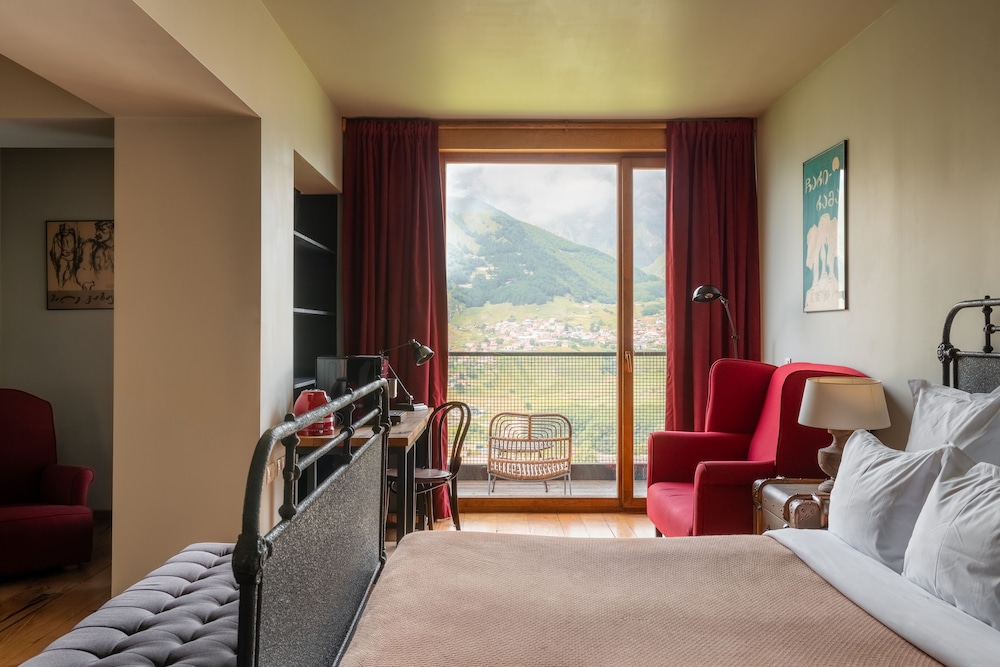 Executive Room Mount Kazbegi view