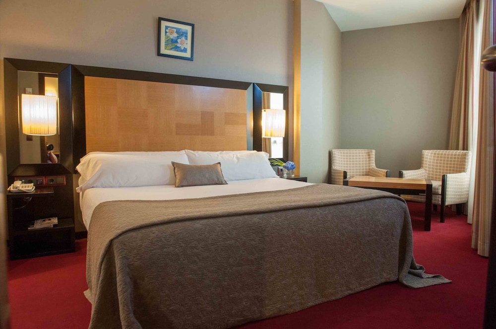 Premium Room - Photo 1