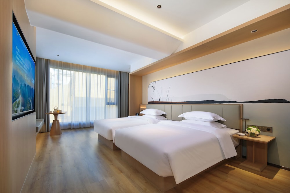 Deluxe Double or Twin Room, Non Smoking, Courtyard View