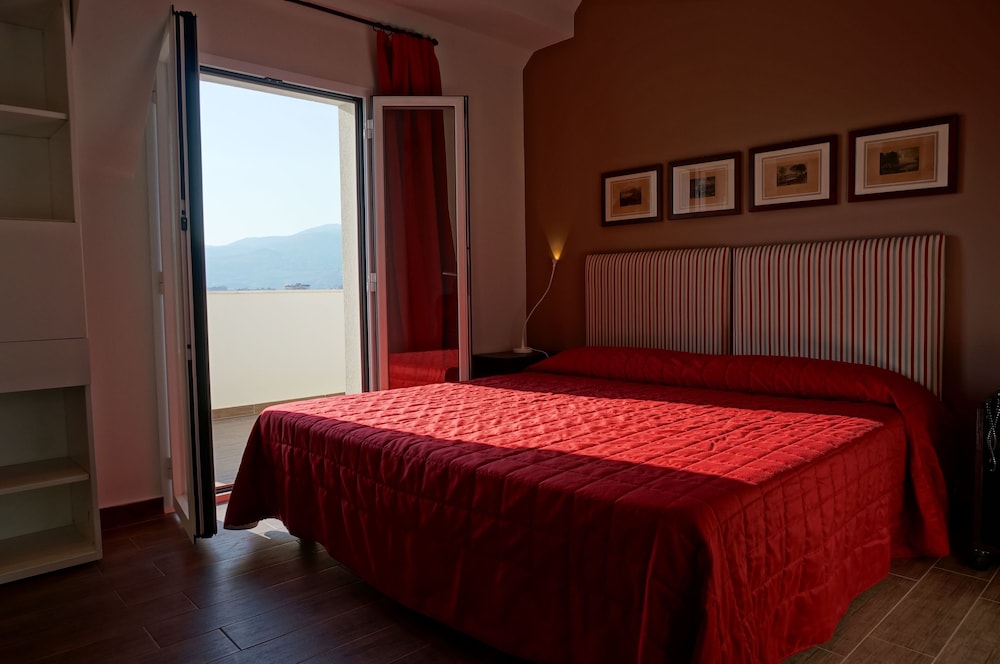 Romantic Suite photo 2
