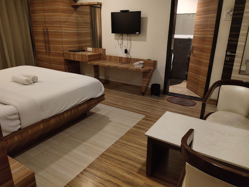 Deluxe Room - Photo 1