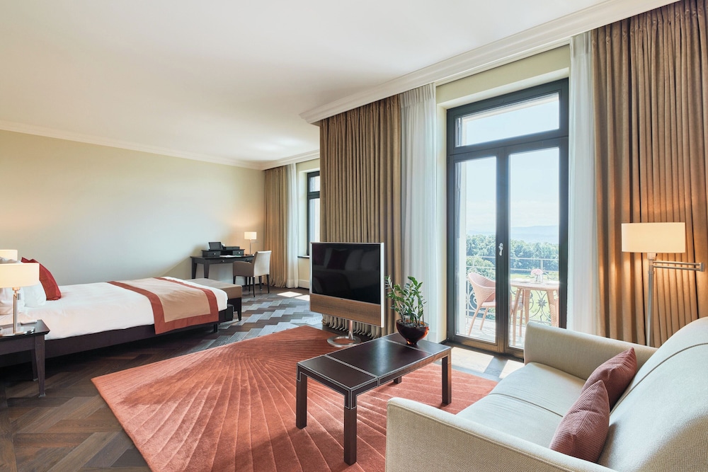 Junior Suite Deluxe, Alps/ Zurichsee View, Balcony, Whirlpool, Spa Access (12 years+) - Photo 4