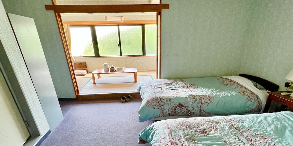 Japanese Western Style Room photo 3