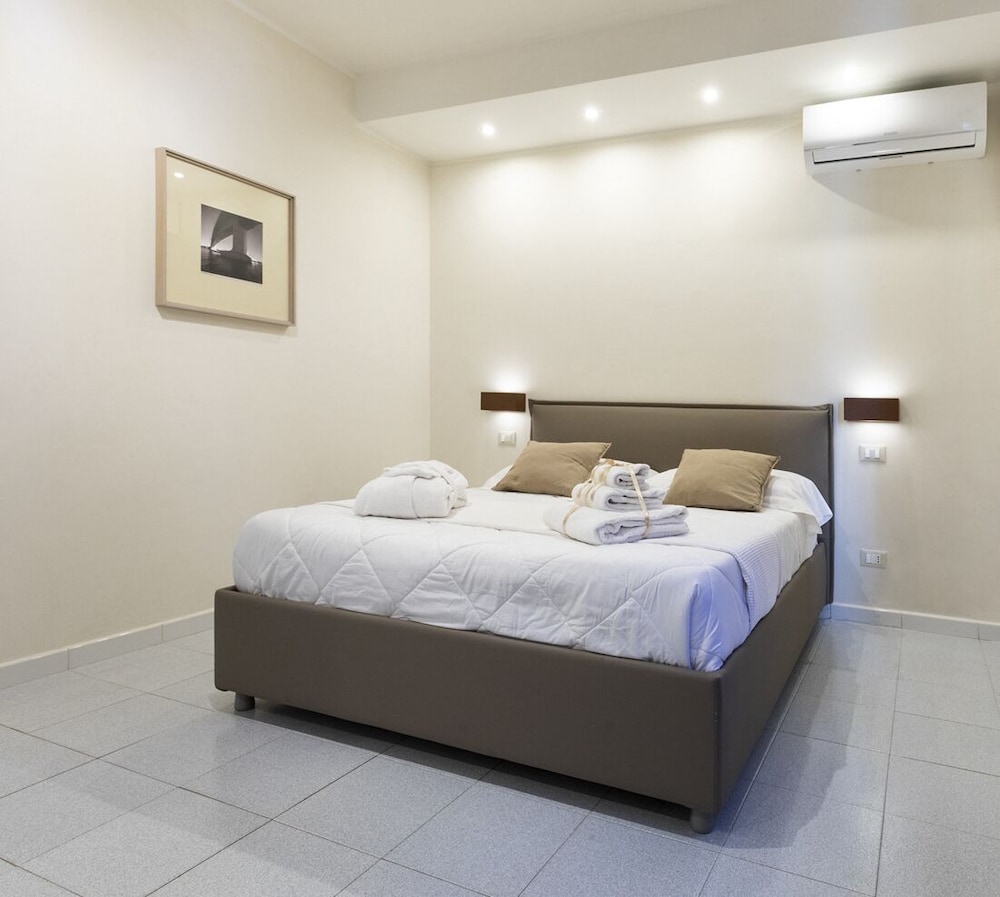 Family Apartment photo 2